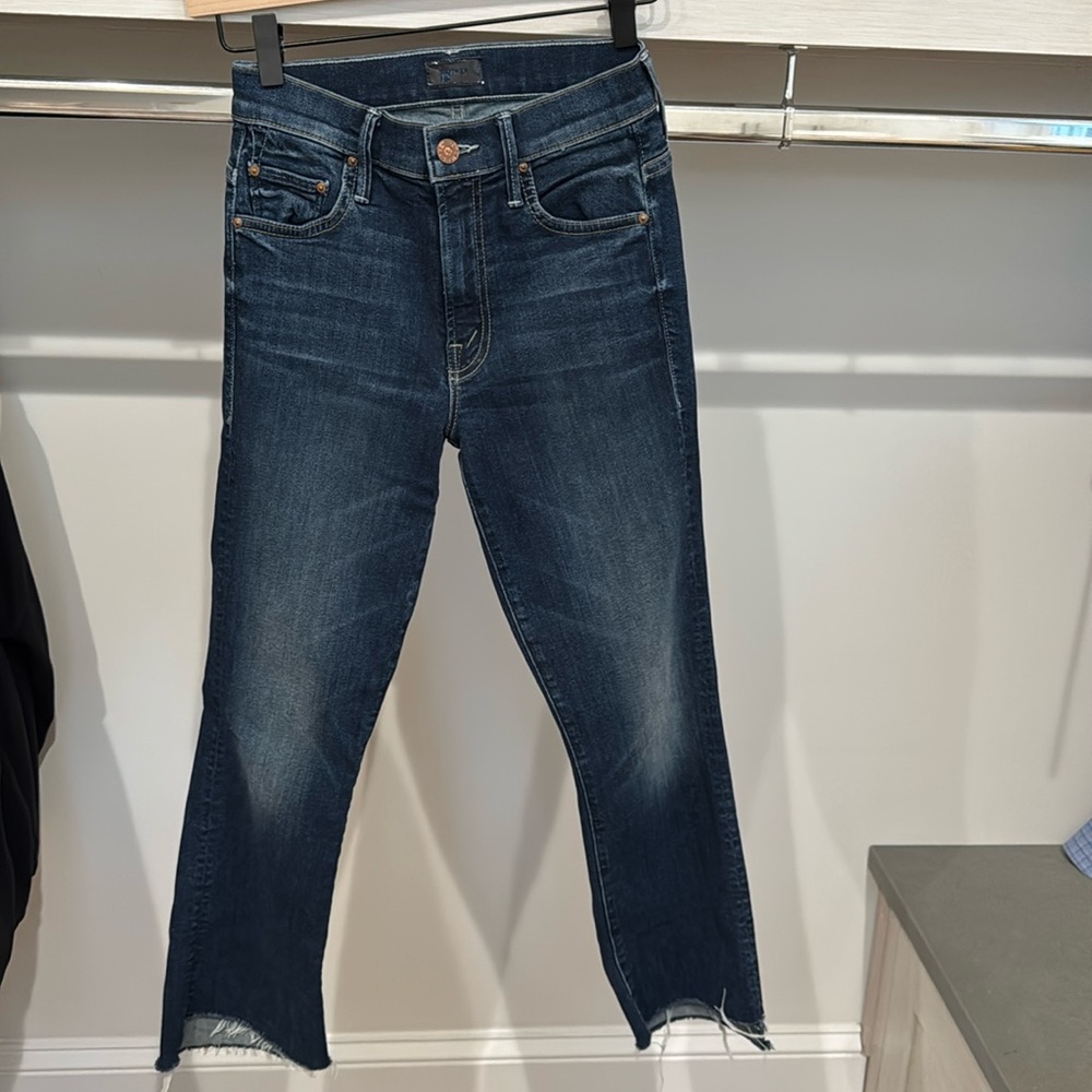Mother denim insider crop step fray